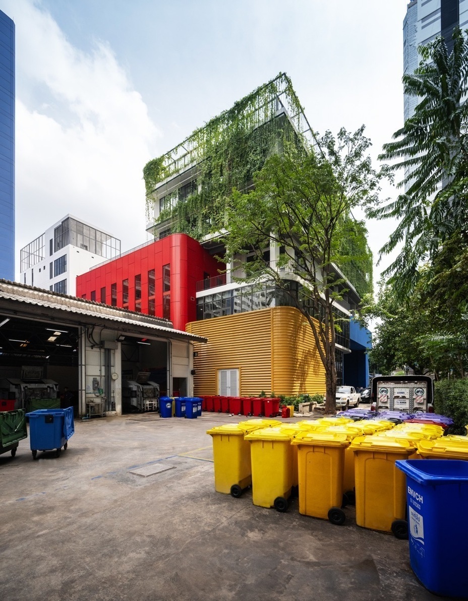 WASTE MANAGEMENT BUILDING, KING CHULALONGKORN MEMORIAL HOSPITAL, BANGKOK-1