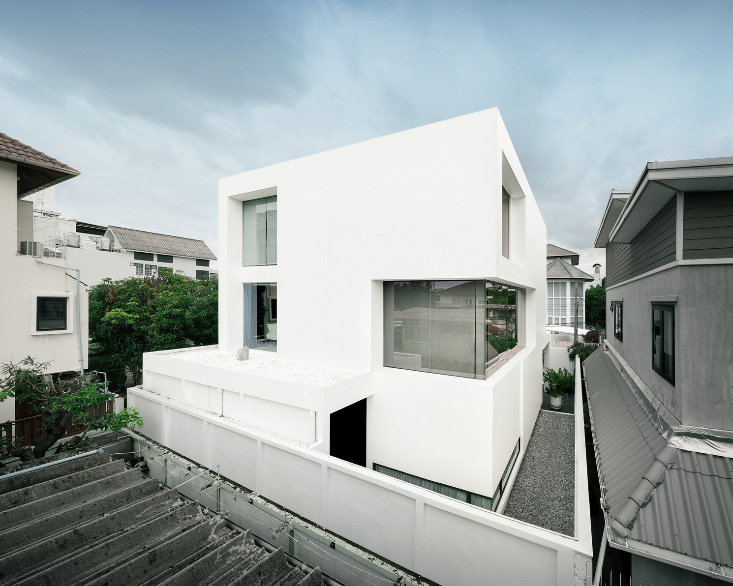 OB HOUSE-4