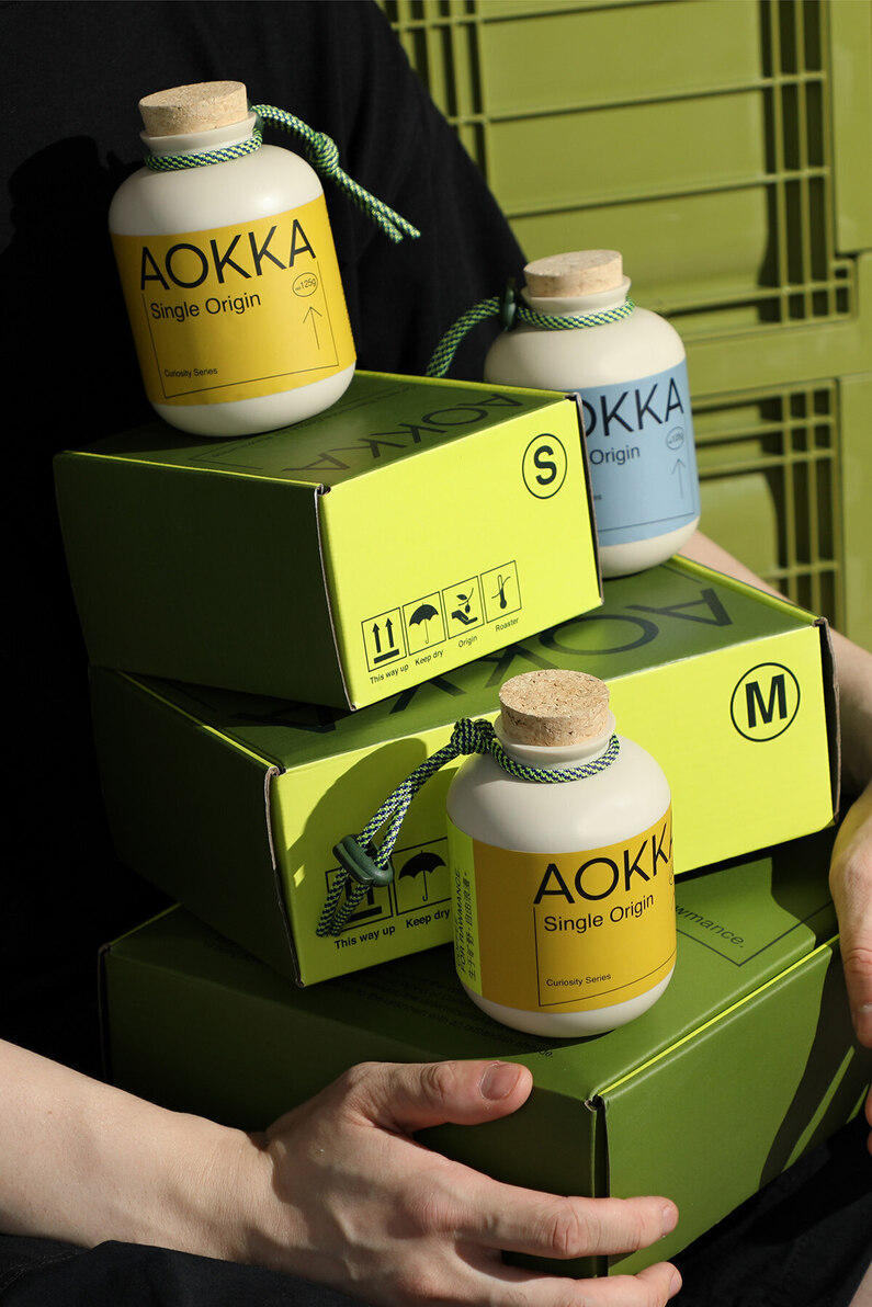 AOKKA VISUAL IDENTITY AND PACKAGING-1