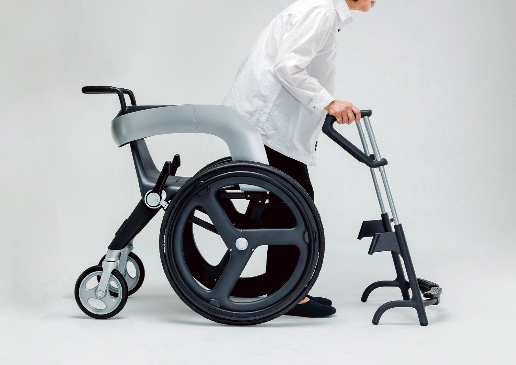 適老化輪椅-1